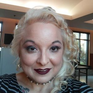 Meet your Posher, Rabia